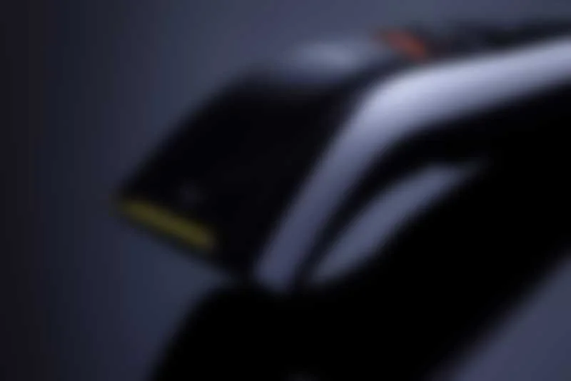 Razor Battle: Electric vs Classic